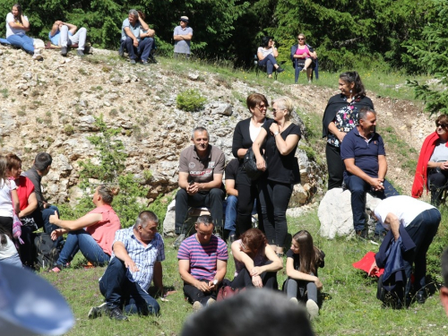 FOTO/VIDEO: Tisuće vjernika na Kedžari proslavilo Divin dan