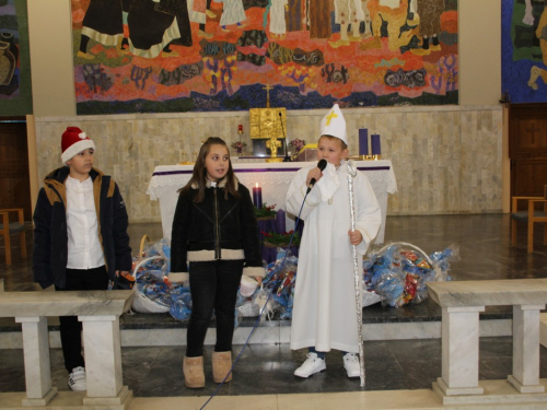 FOTO: Sv. Nikola i ove godine razveselio djecu u župi Rama-Šćit
