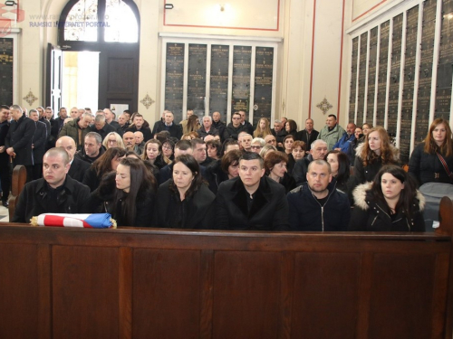 FOTO: Na Mirogoju sahranjen pukovnik Ante Pavlović