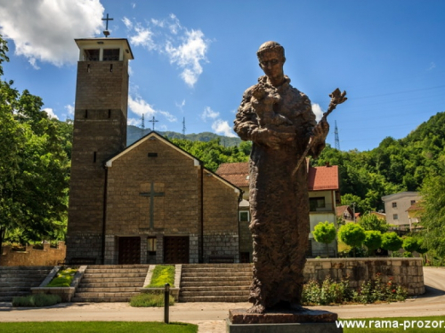 Statistika župe Gračac za 2013.