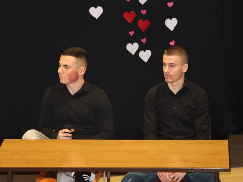FOTO: Valentinovo u Prozoru - Maturanti priredili nezaboravnu večer