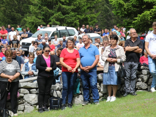 FOTO/VIDEO: Tisuće vjernika na Kedžari proslavilo Divin dan