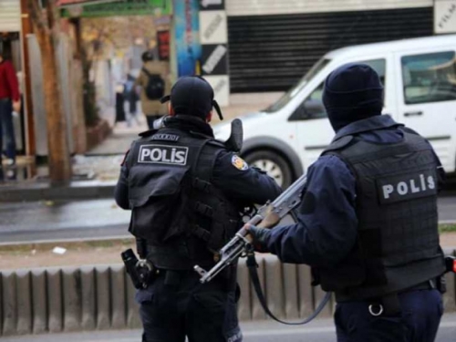 Čistke u Turskoj još uvijek traju: Uhićeno 136 osoba