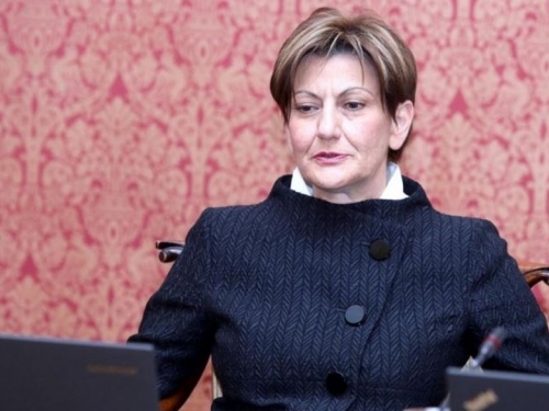 Hrvatski sabor raspravlja o smjeni Martine Dalić zbog “savjetničke afere”