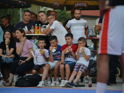 FOTO: Druga večer turnira 19. Streetball Rama