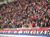 UEFA kaznila HNS zbog ponašanja navijača