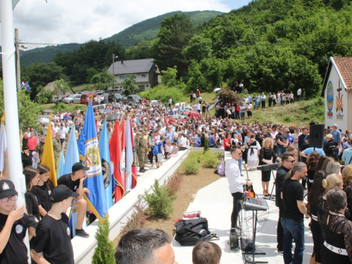 UZDOL: Otkriven spomenik poginulim braniteljima i obilježen Dan 3. bojne brigade Rama