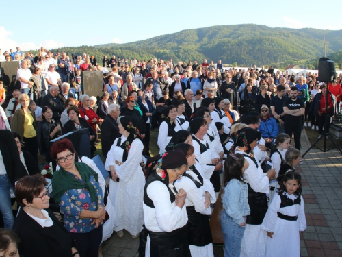 FOTO: Jedinstveni događaj na Pidrišu - stigle moći sv. Ante