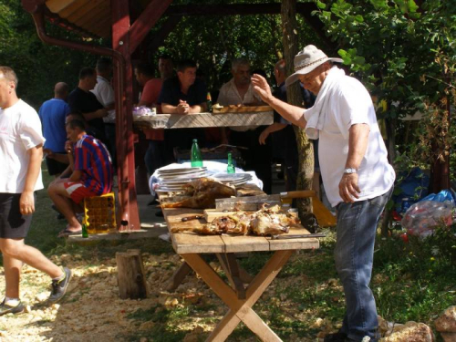 FOTO: Druženje Rumbočana iz Donjeg sela