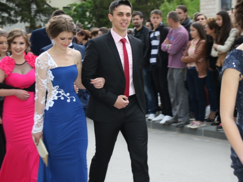 FOTO/VIDEO: Matura 2016. - Defile mladosti i ljepote na ulicama Prozora