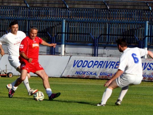 Požeški Ramci i Hercegovci odmejerili snage na veličkom nogometnom stadionu