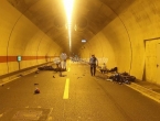 Četvero ozlijeđenih u teškoj prometnoj nesreći u tunelu kod Sarajeva