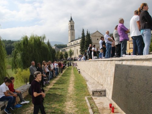 FOTO/VIDEO: Mala Gospa Rama-Šćit 2016.