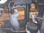 VIDEO: Pokušao ukrasti torbicu a onda dobio "porciju" od vozača autobusa