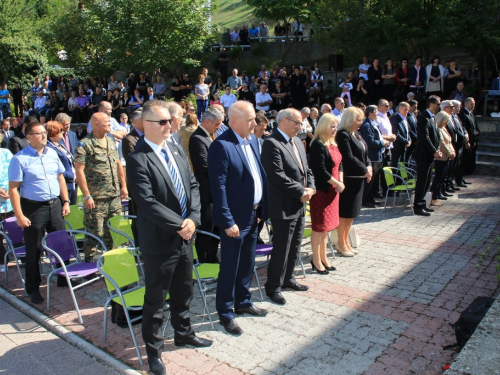 FOTO/VIDEO: Na Uzdolu obilježena 22. obljetnica stravičnog pokolja nad Hrvatima