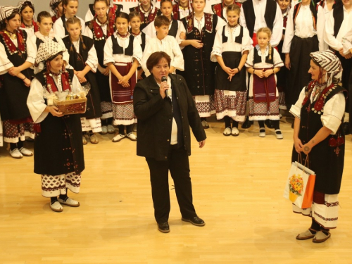 FOTO/VIDEO: Večer folklora u Prozoru