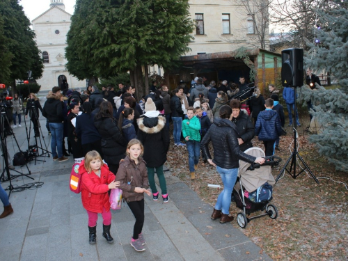 FOTO: Žive jaslice u župi Rama Šćit