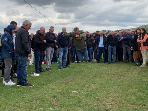 FOTO: Druženje Rumbočana i sv. misa na Zahumu